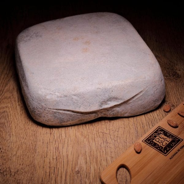 Fromage "GRIGIONE" - au lait cru de vache